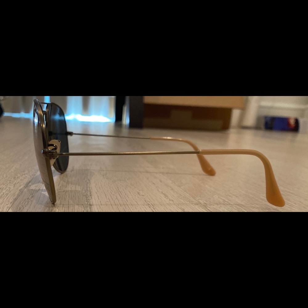 Ray Ban Aviator Polarized Lilac Flash Sunglasses - Picture 7 of 12